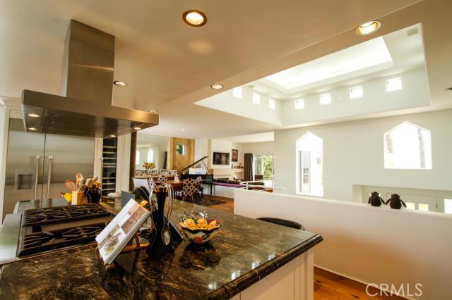 Great room aspect from State of the Art kitchen - 791 Barracuda Way, Laguna Beach CA 92651 - photo 1