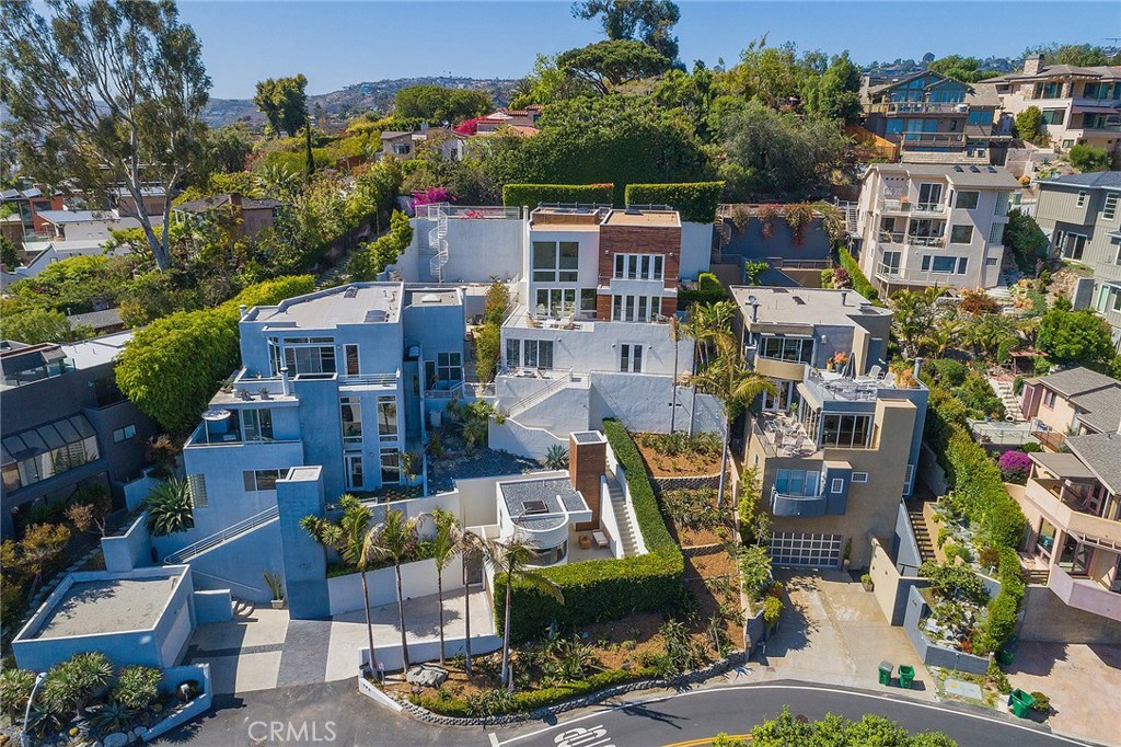 792 Summit Drive, Laguna Beach CA 92651 - photo 1