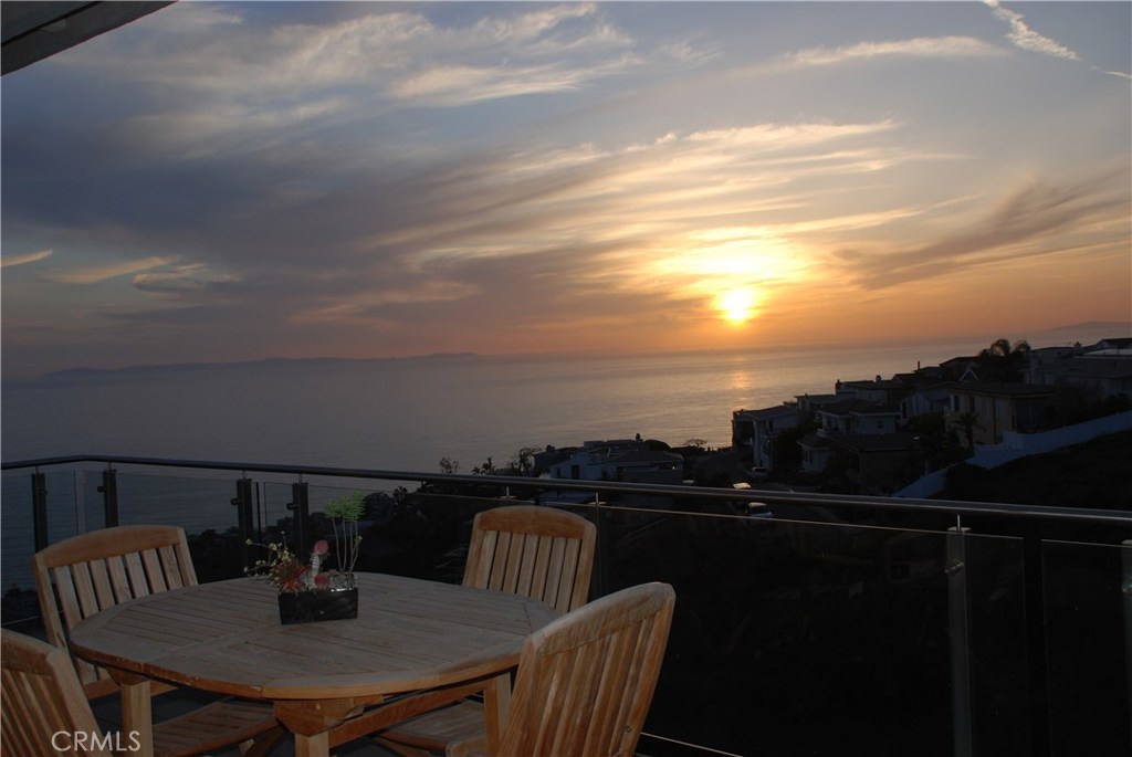 795 Balboa Avenue, Laguna Beach CA 92651 - photo 1