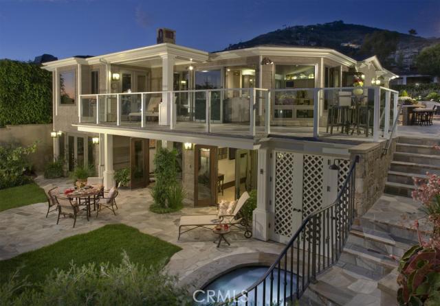8 N Encino, Laguna Beach CA 92651 - photo 1