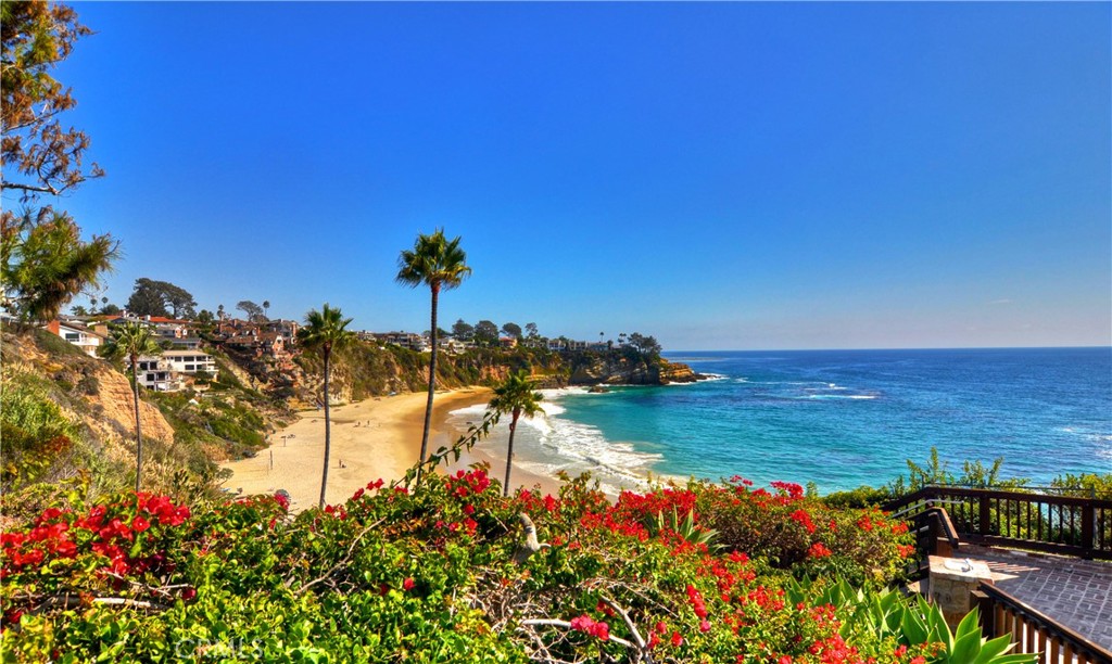 TROPICAL OCEAN SETTING ON THREE ARCH BAY MAIN BEACH - 8 N Encino, Laguna Beach CA 92651 - photo 1