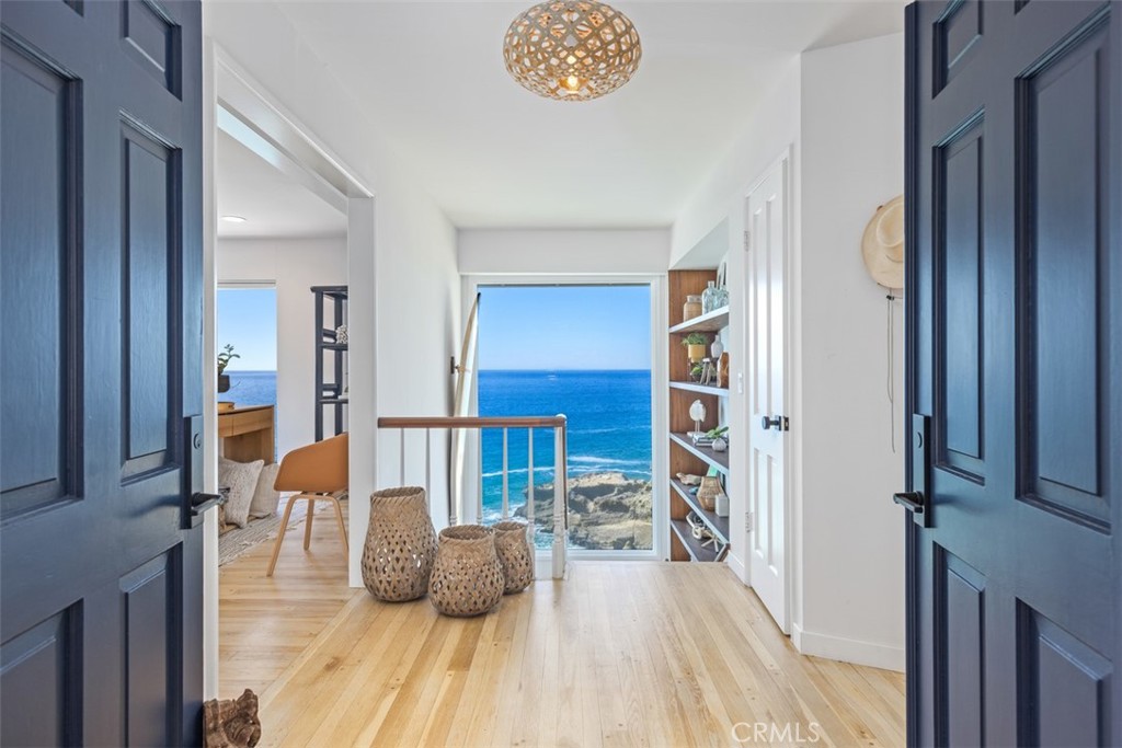 8 N La Senda Drive, Laguna Beach CA 92651 - photo 1