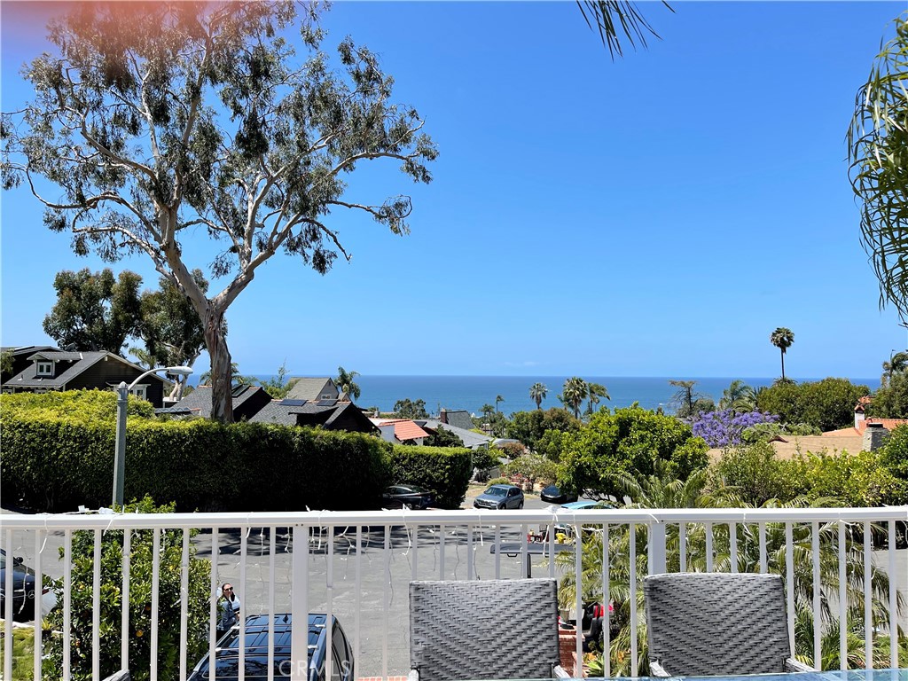 800 La Vista Drive, Laguna Beach CA 92651 - photo 1