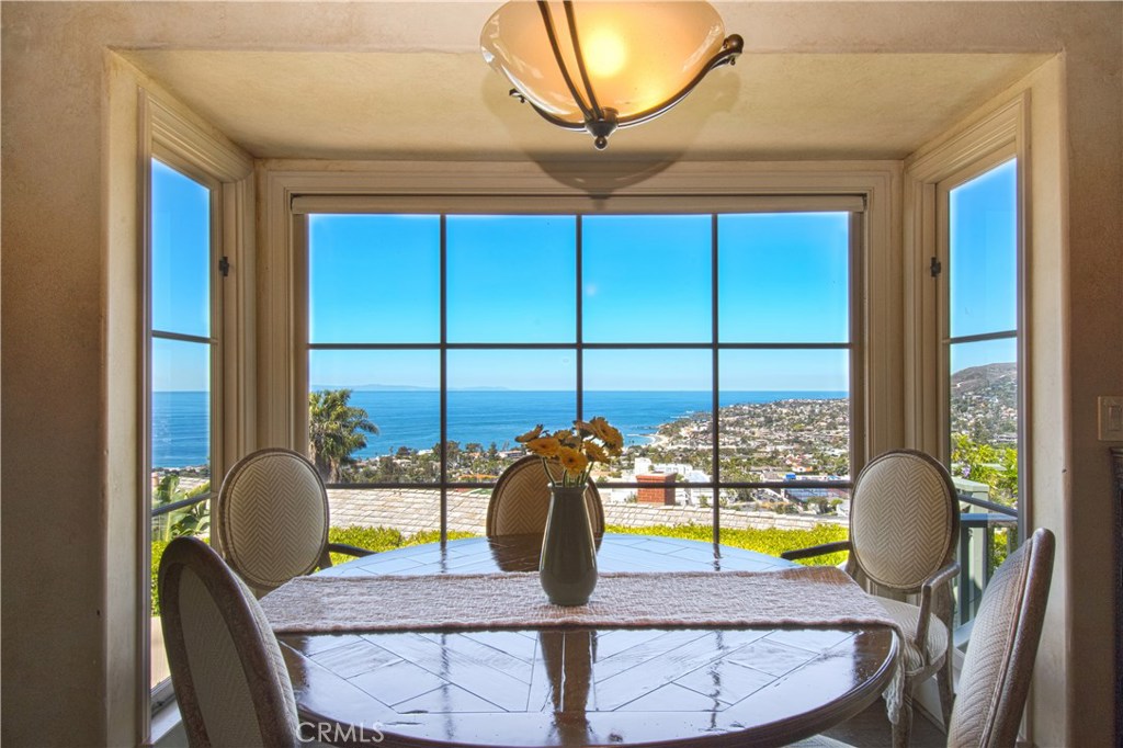 801 Canyon View Drive, Laguna Beach CA 92651 - photo 1