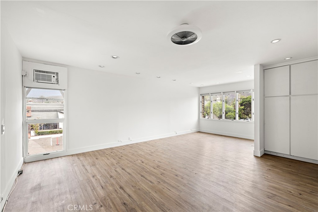 801 Glenneyre F, Laguna Beach CA 92651 - photo 5