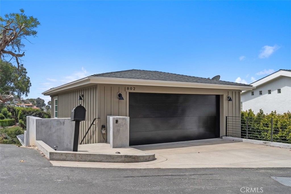 802 Summit, Laguna Beach CA 92651 - photo 3