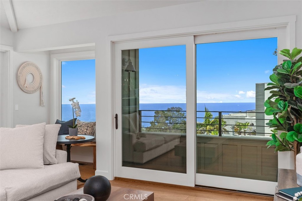 802 Summit, Laguna Beach CA 92651 - photo 8