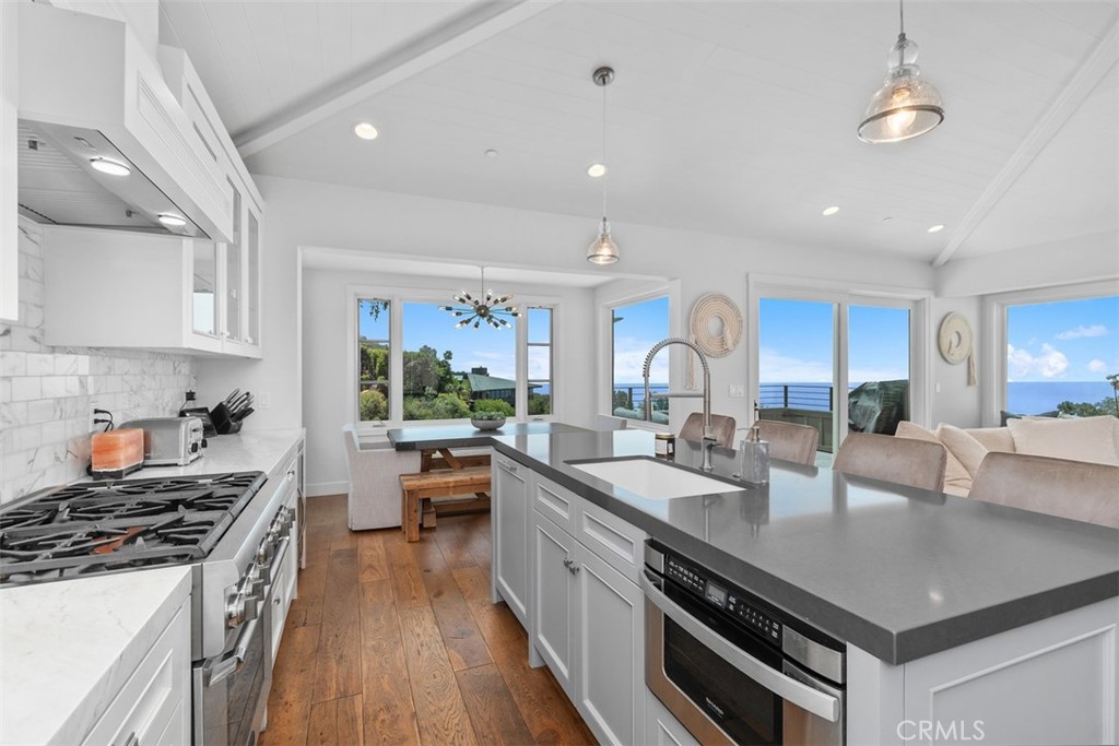 802 Summit, Laguna Beach CA 92651 - photo 15