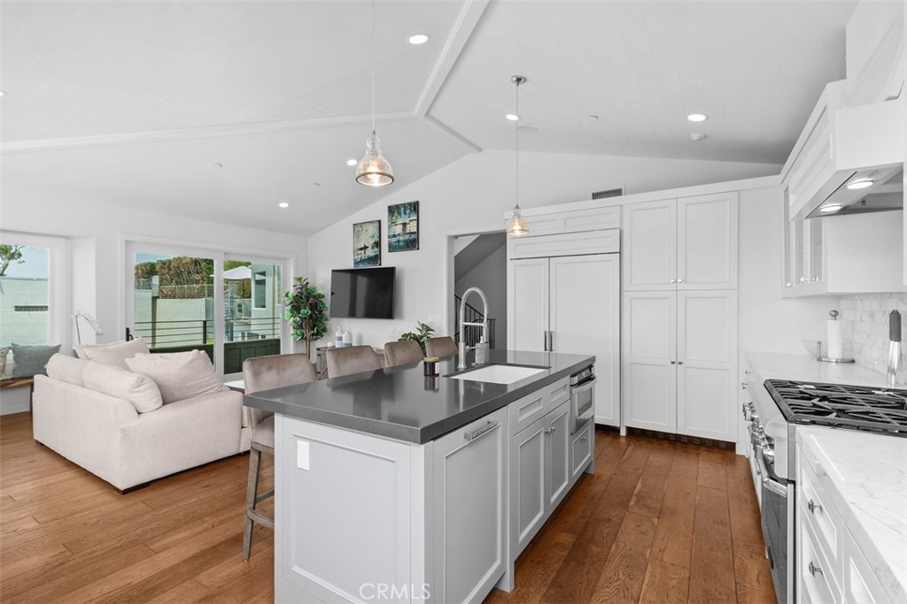 802 Summit, Laguna Beach CA 92651 - photo 19