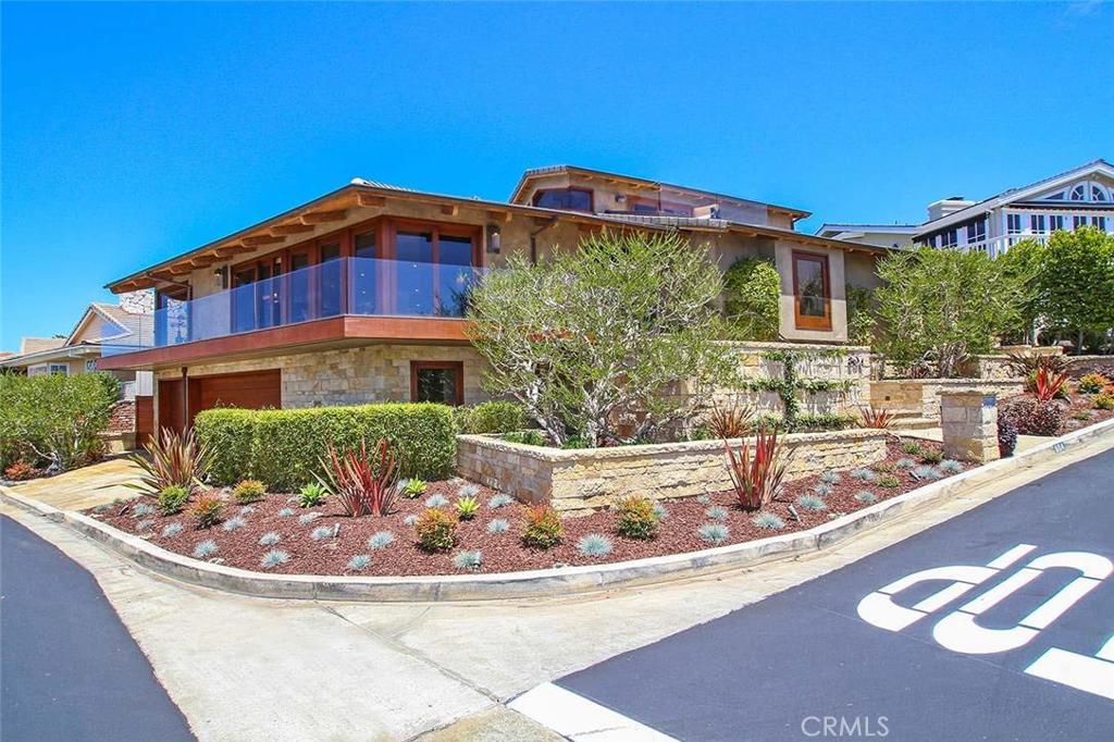 804 Emerald Bay, Laguna Beach CA 92651 - photo 1