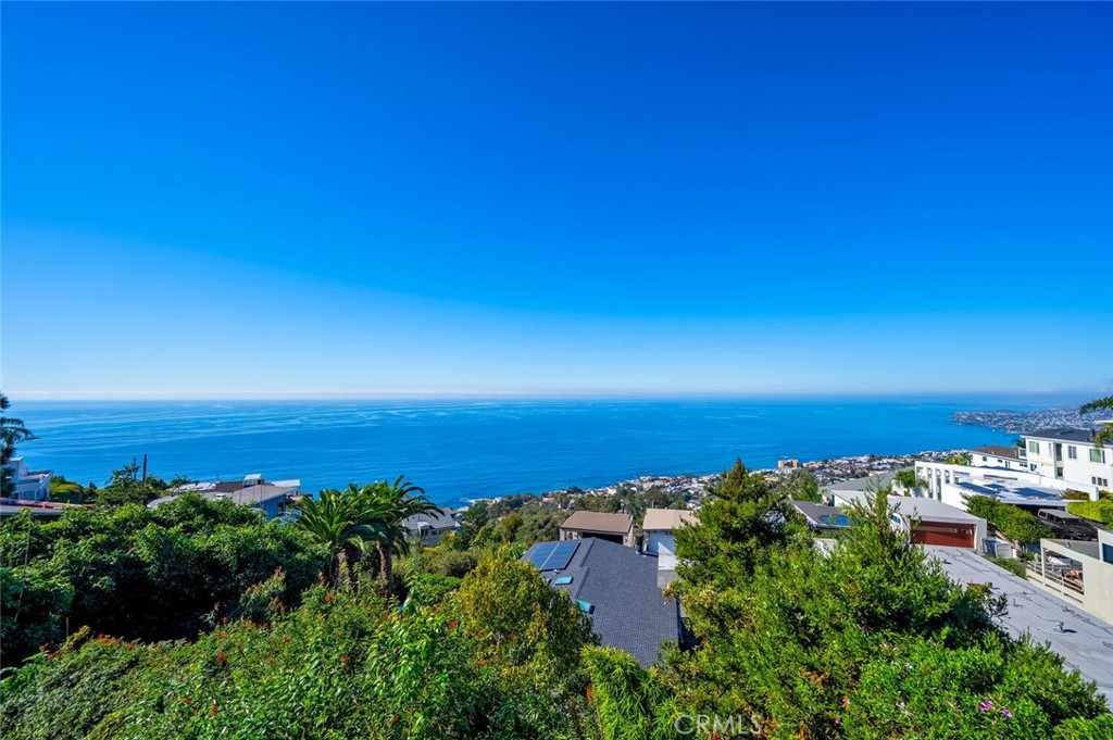 North coast views are endless. - 815 La Mirada Street, Laguna Beach CA 92651 - photo 2
