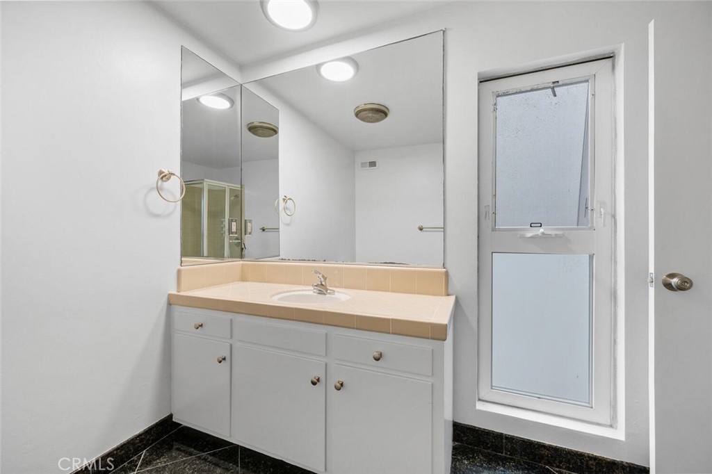 Secondary bathroom. - 815 La Mirada Street, Laguna Beach CA 92651 - photo 36