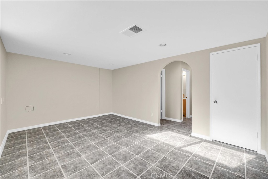 820 Acapulco Street, Laguna Beach CA 92651 - photo 25