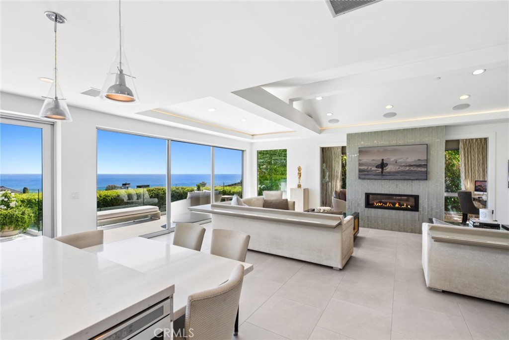 820 Emerald Bay, Laguna Beach CA 92651 - photo 18
