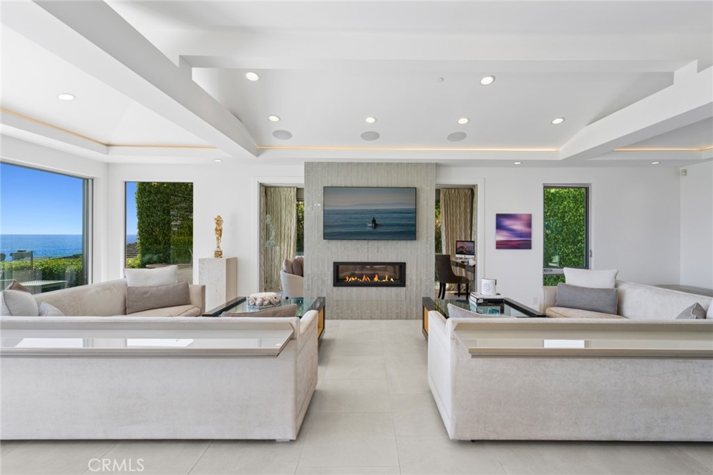 820 Emerald Bay, Laguna Beach CA 92651 - photo 19
