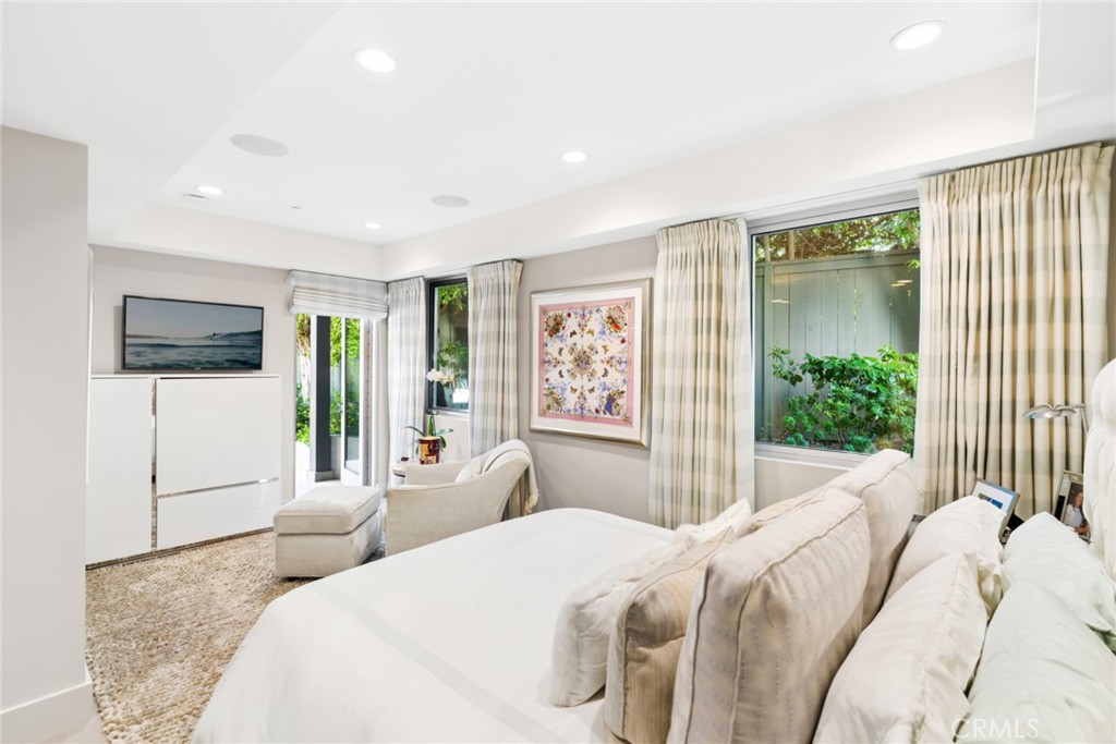 820 Emerald Bay, Laguna Beach CA 92651 - photo 42