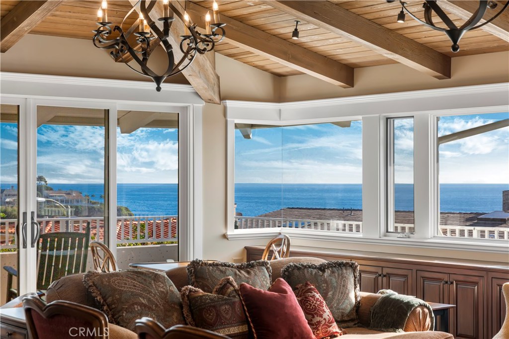 822 Emerald Bay, Laguna Beach CA 92651 - photo 1