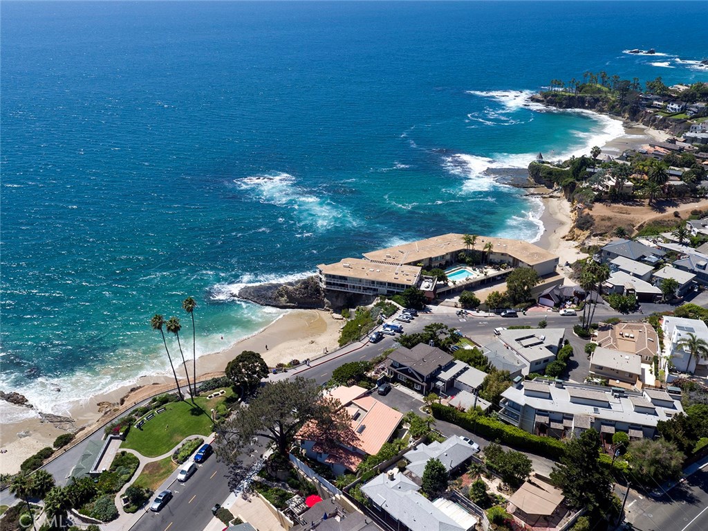 825 High Drive, Laguna Beach CA 92651 - photo 1