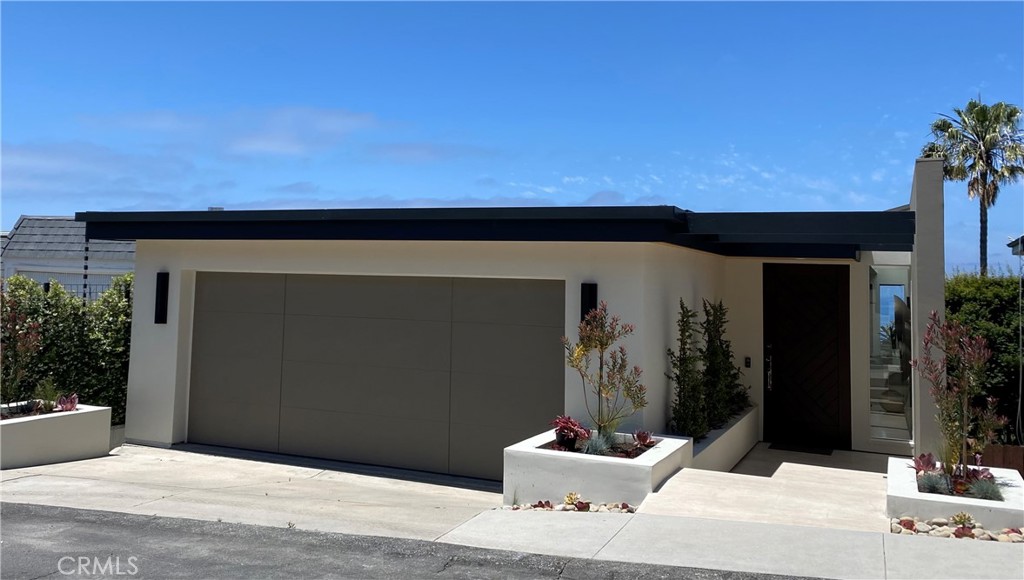835 La Mirada Street, Laguna Beach CA 92651 - photo 1
