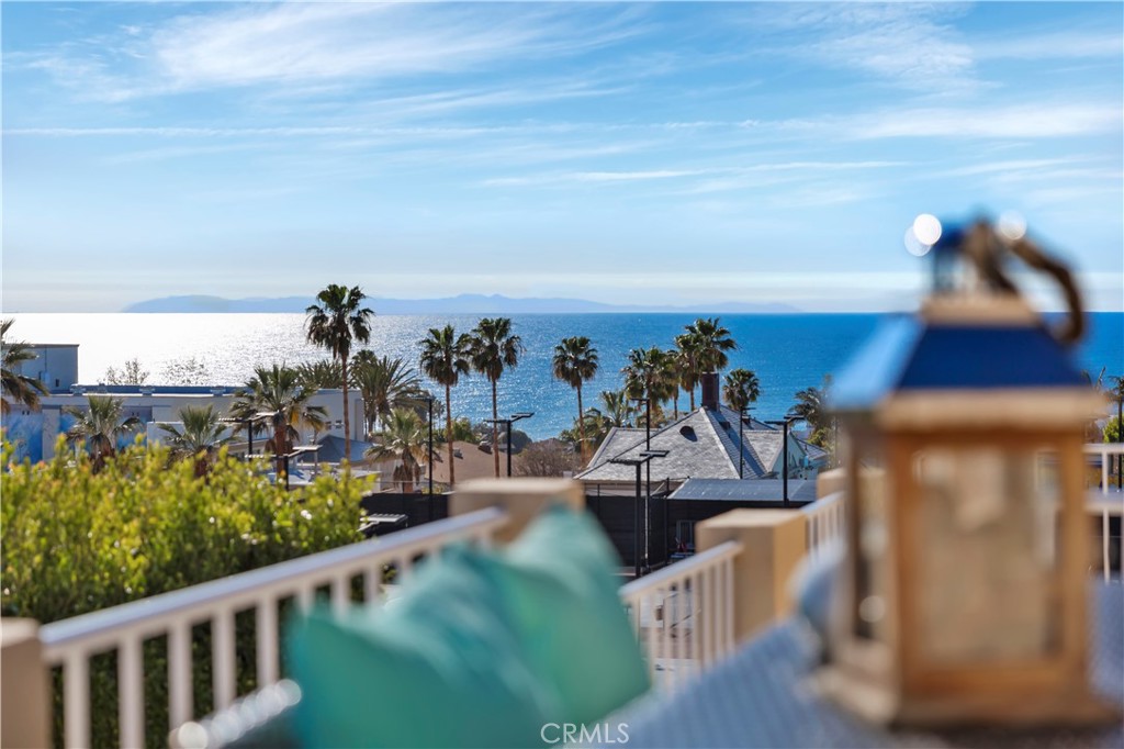 837 Manzanita Drive, Laguna Beach CA 92651 - photo 1