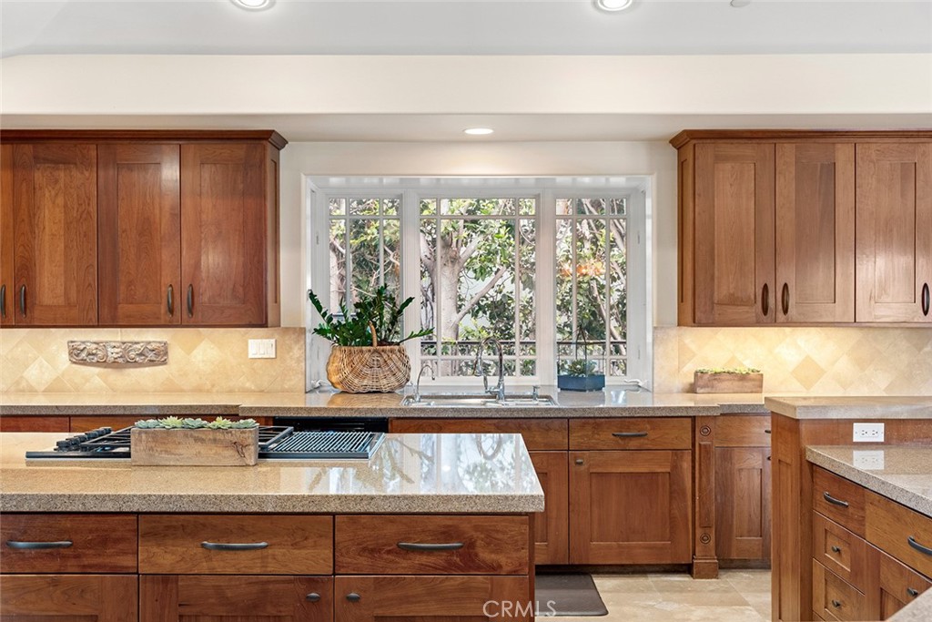839 Emerald Bay, Laguna Beach CA 92651 - photo 27