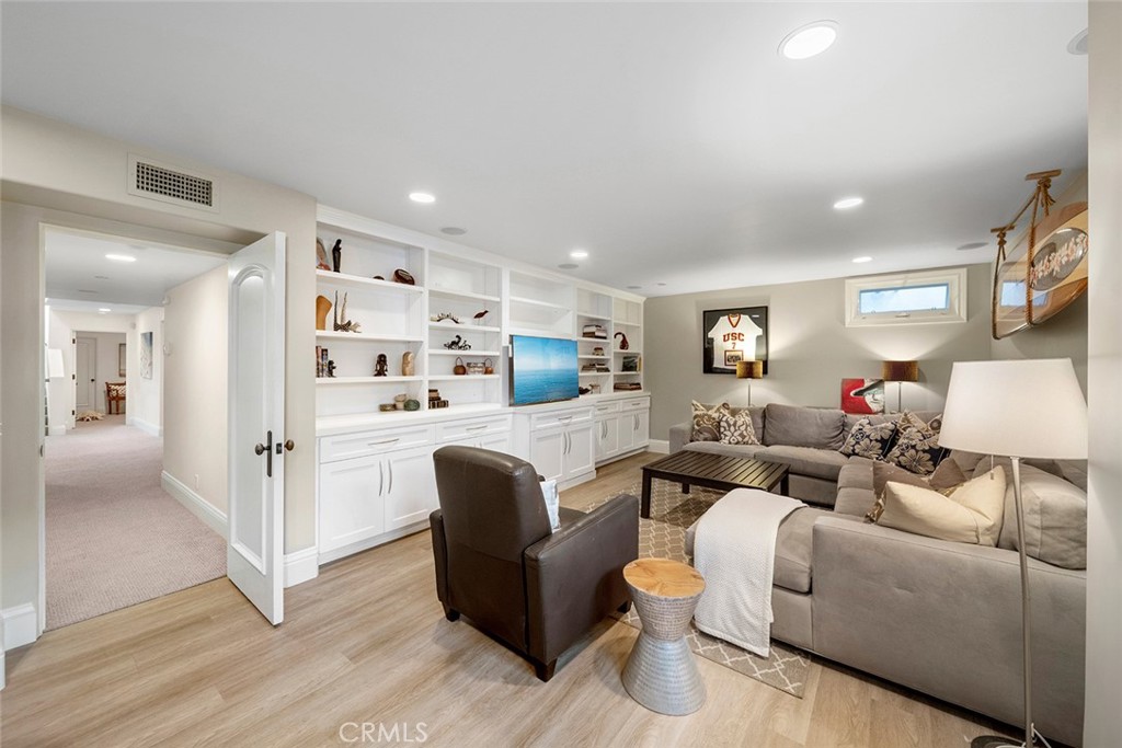 839 Emerald Bay, Laguna Beach CA 92651 - photo 35