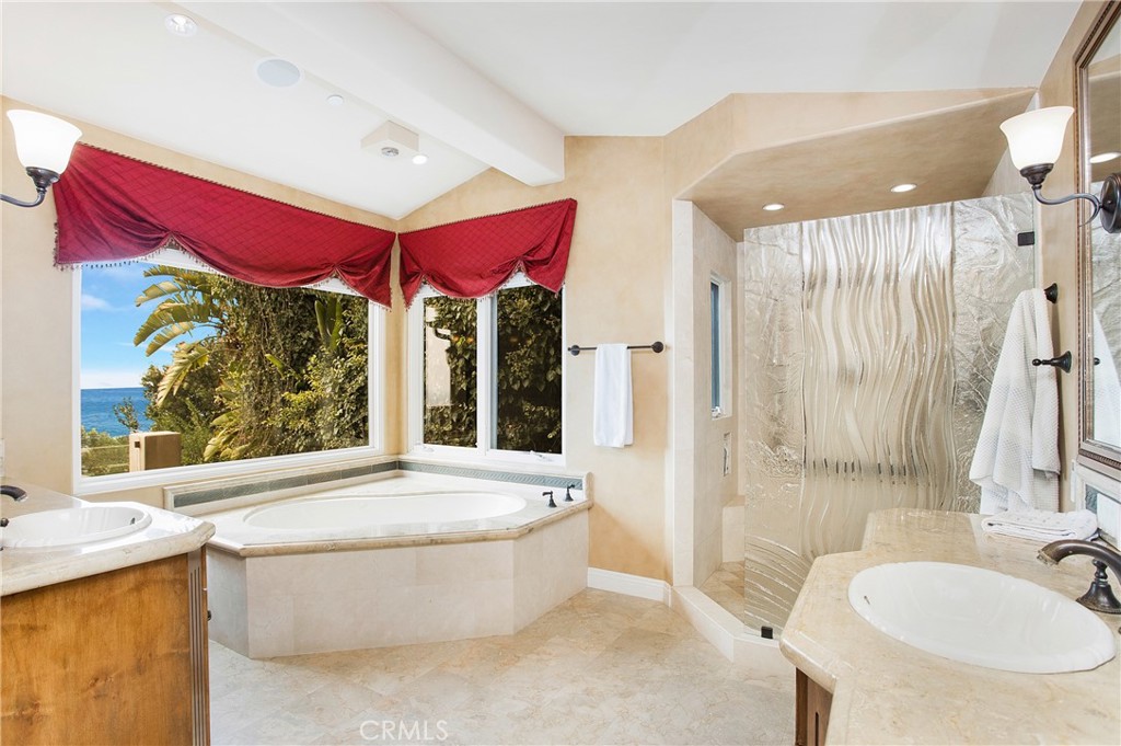 840 Canyon View Drive, Laguna Beach CA 92651 - photo 21