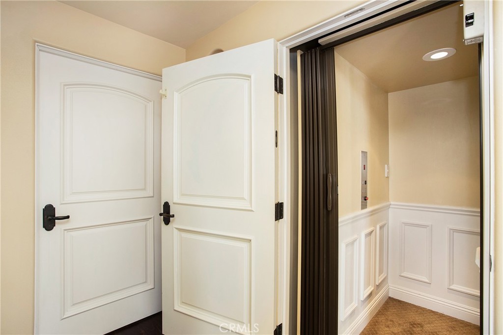 Elevator - 840 Canyon View Drive, Laguna Beach CA 92651 - photo 28