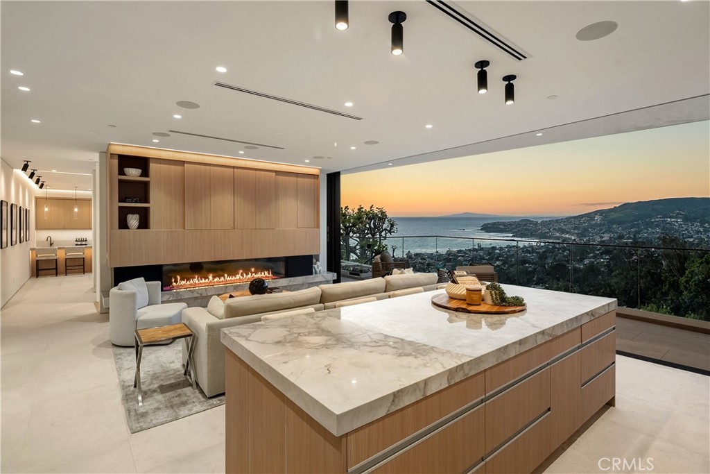 840 Gainsborough, Laguna Beach CA 92651 - photo 1