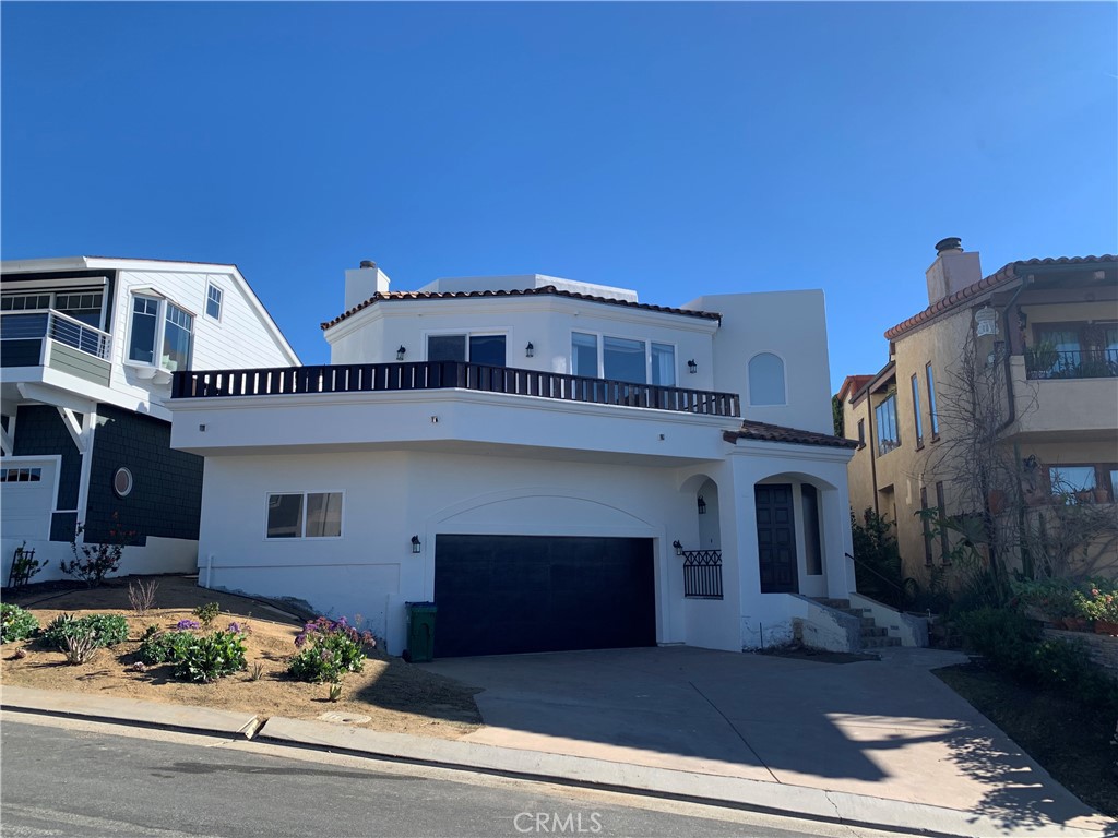 844 Quivera Street, Laguna Beach CA 92651 - photo 1