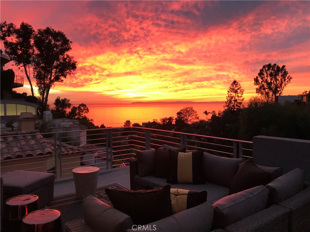 845 Summit Drive, Laguna Beach CA 92651 - photo 1