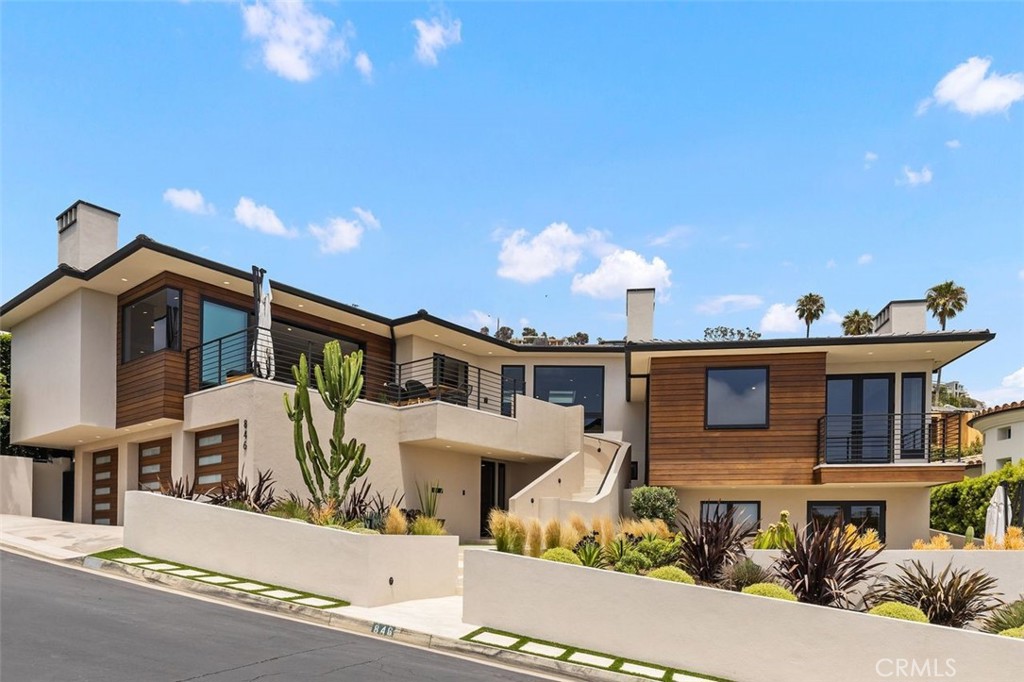 846 Emerald Bay, Laguna Beach CA 92651 - photo 1
