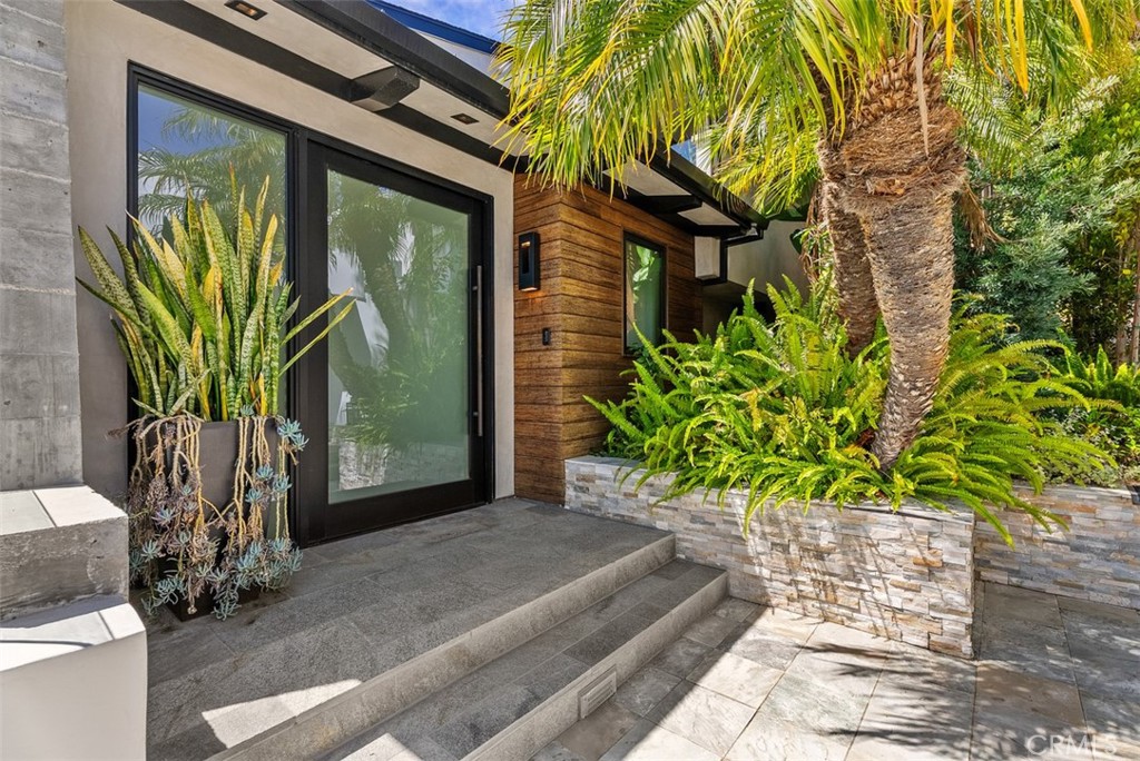 848 Hillcrest Drive, Laguna Beach CA 92651 - photo 11