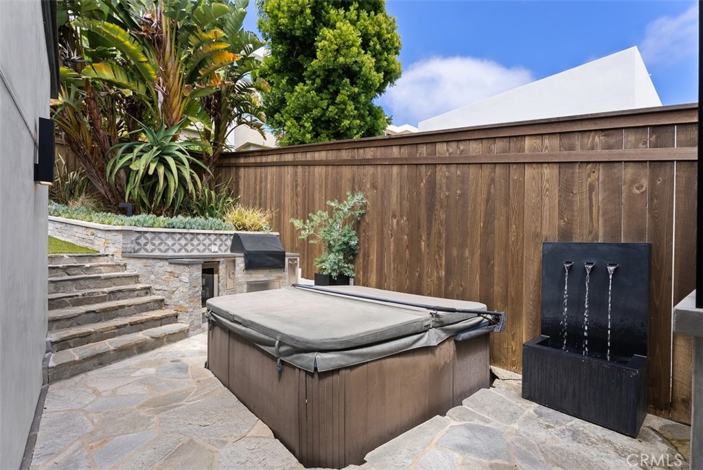 848 Hillcrest Drive, Laguna Beach CA 92651 - photo 40