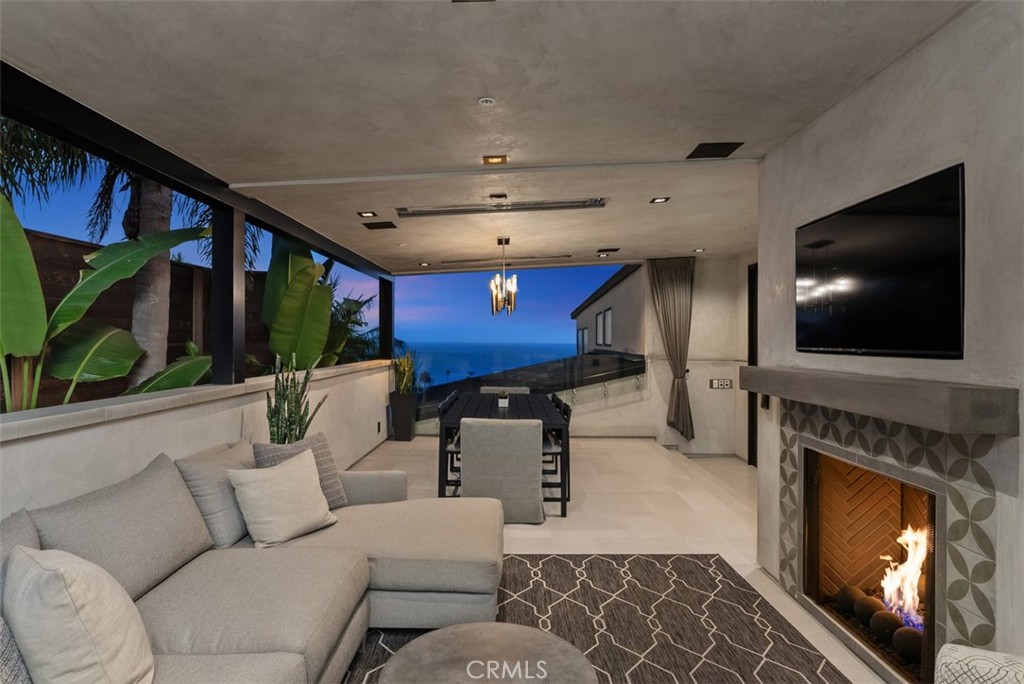 848 Hillcrest Drive, Laguna Beach CA 92651 - photo 57
