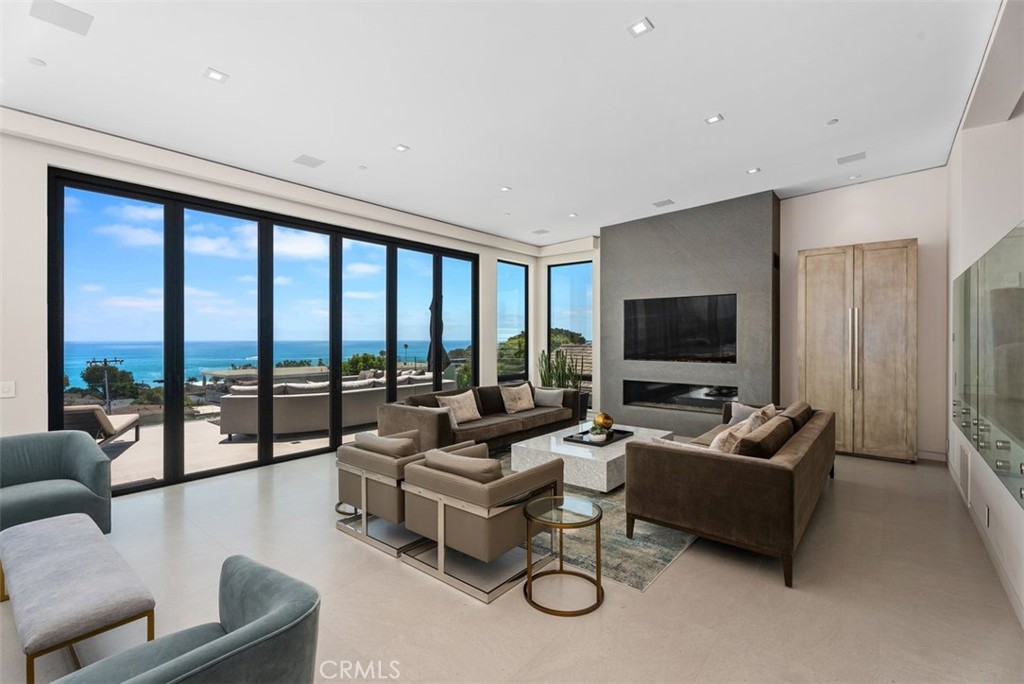 848 Hillcrest Drive, Laguna Beach CA 92651 - photo 59