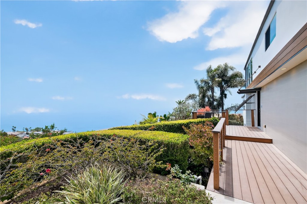 855 Santa Ana Street, Laguna Beach CA 92651 - photo 2