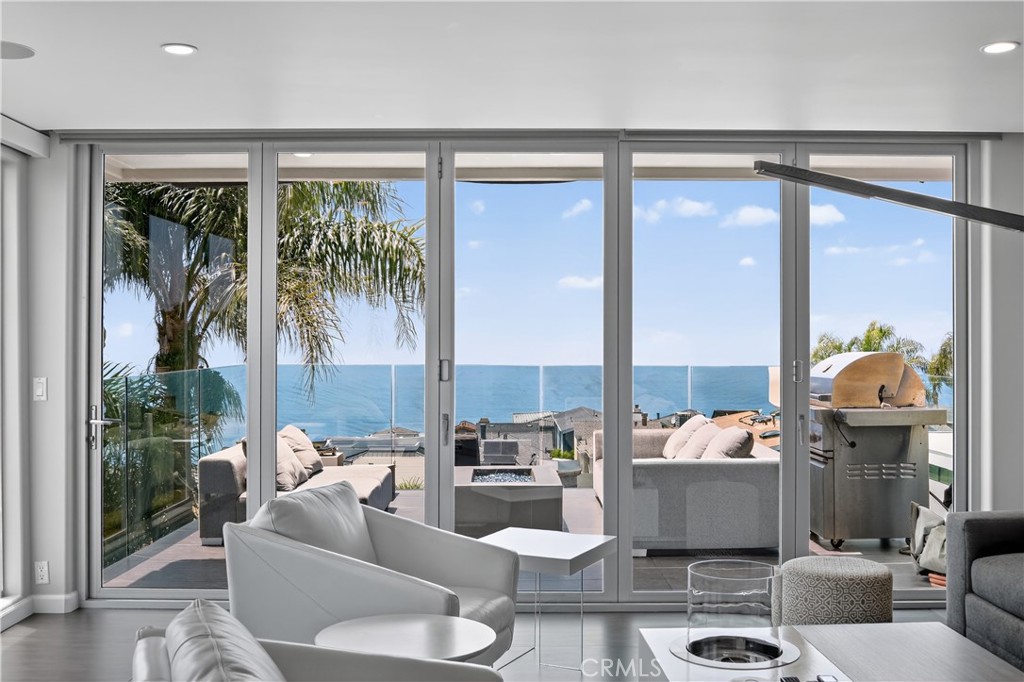 855 Santa Ana Street, Laguna Beach CA 92651 - photo 22