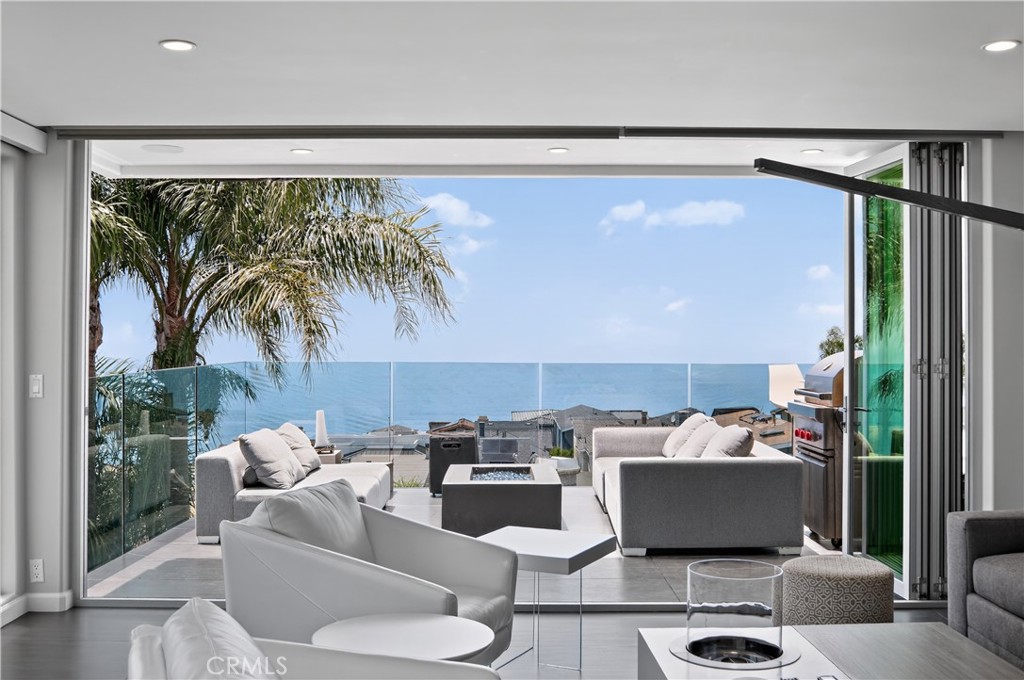 855 Santa Ana Street, Laguna Beach CA 92651 - photo 23