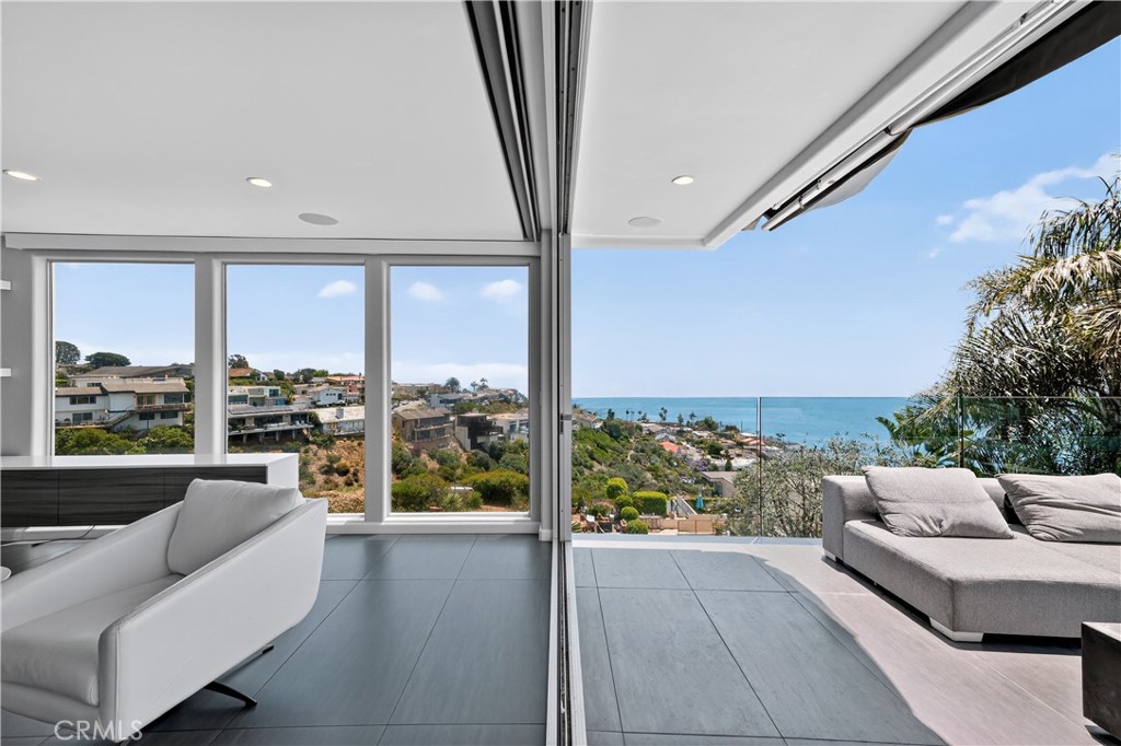 855 Santa Ana Street, Laguna Beach CA 92651 - photo 27