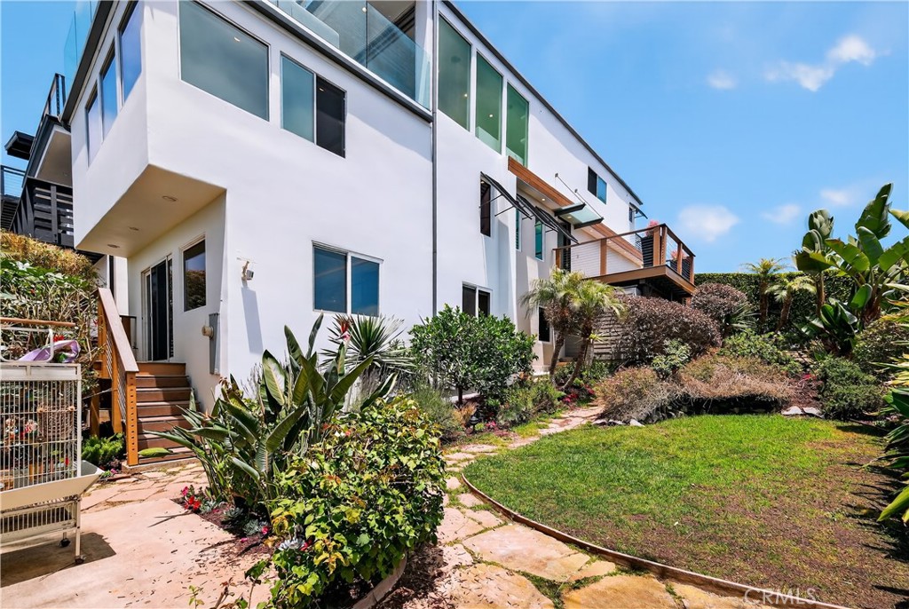 855 Santa Ana Street, Laguna Beach CA 92651 - photo 29