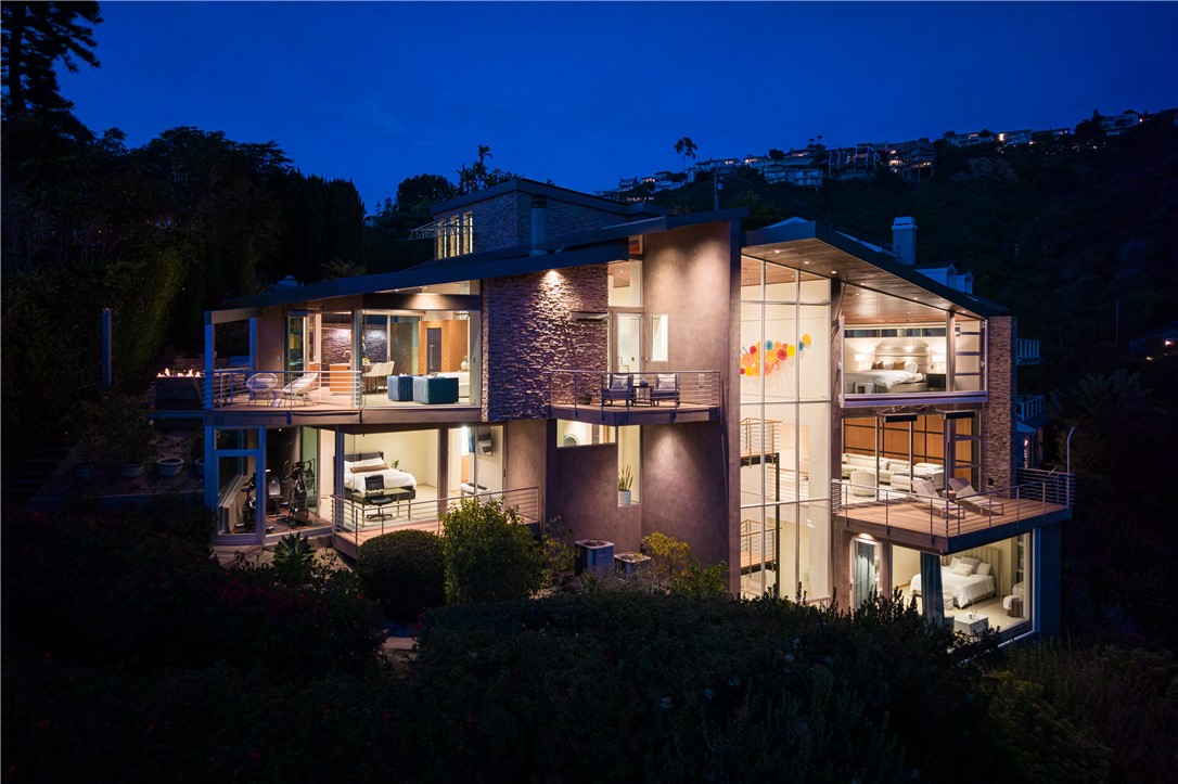 856 Diamond Street, Laguna Beach CA 92651 - photo 2