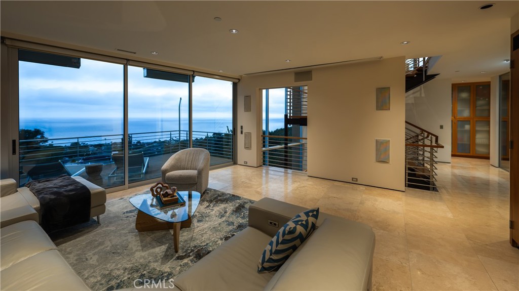 856 Diamond Street, Laguna Beach CA 92651 - photo 13