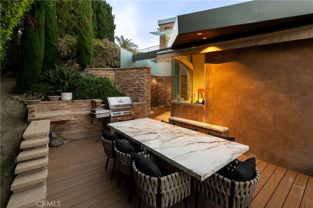 856 Diamond Street, Laguna Beach CA 92651 - photo 15