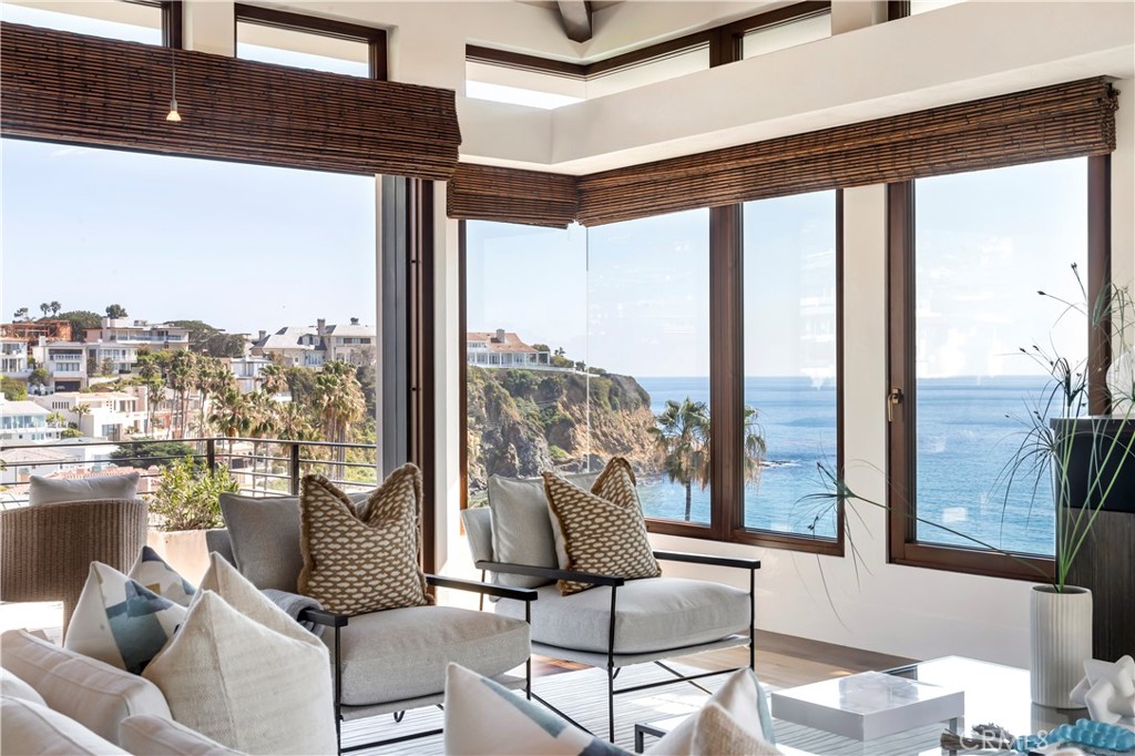 86 Emerald Bay, Laguna Beach CA 92651 - photo 17