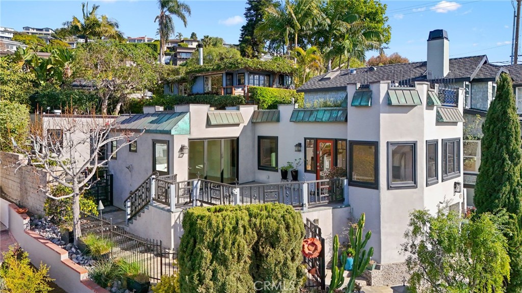 860 Wendt, Laguna Beach CA 92651 - photo 1
