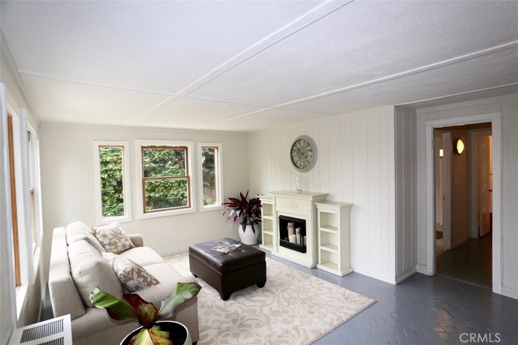 862 Catalina Lower, Laguna Beach CA 92651 - photo 1