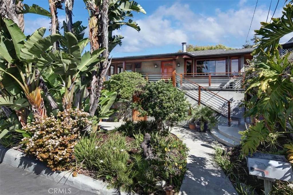 862 Catalina upper, Laguna Beach CA 92651 - photo 1