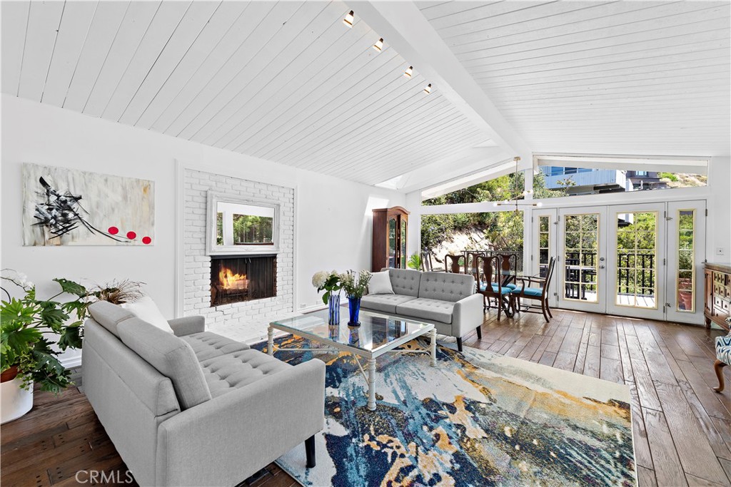 862 Summit Drive, Laguna Beach CA 92651 - photo 1