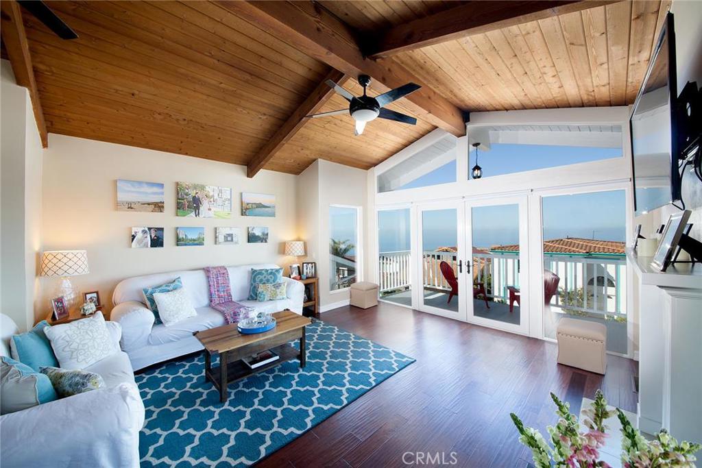 864 Quivera Street, Laguna Beach CA 92651 - photo 1